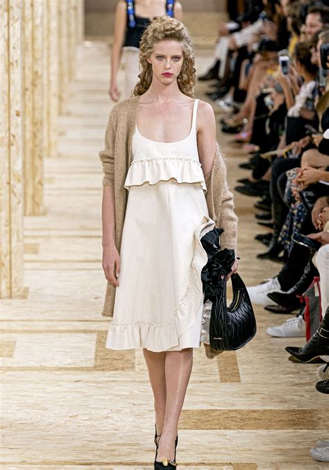 sommerkleider miu miu